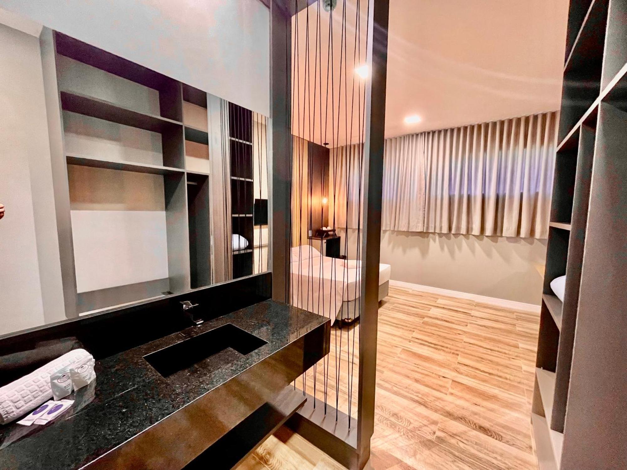 Eleganz Suites กรามาโด ภายนอก รูปภาพ